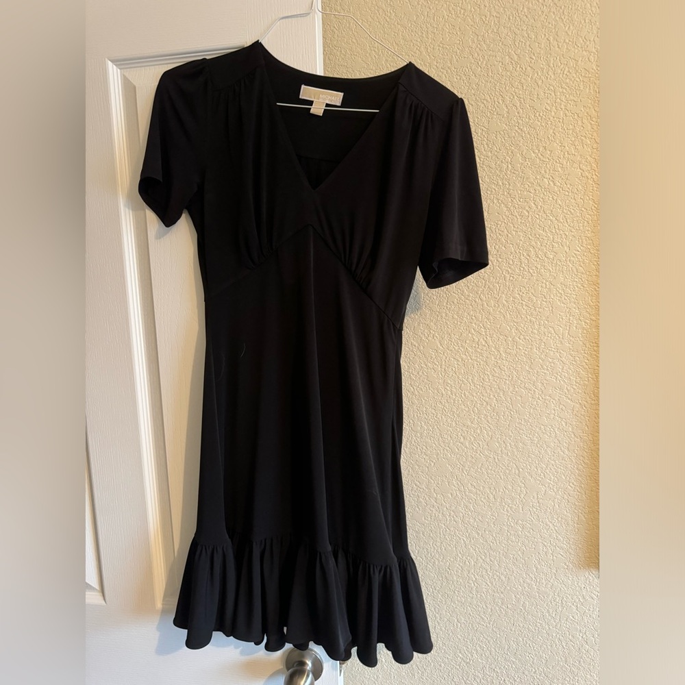 Michael Kors Short Sleeve Ruffle Hem Dress Black